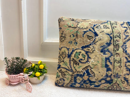 Handmade Floral Turkish Rug Pillow Cover: Vintage Kilim Lumbar Pillow (16x24 in)