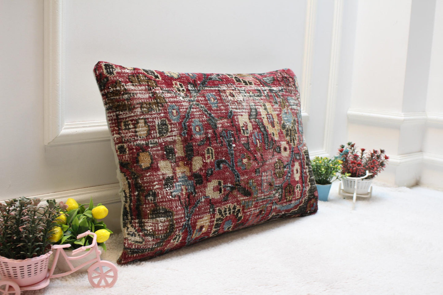 Handmade Wool Lumbar Pillow Cover: Red Anatolian Rug Pillow (16x24 in)