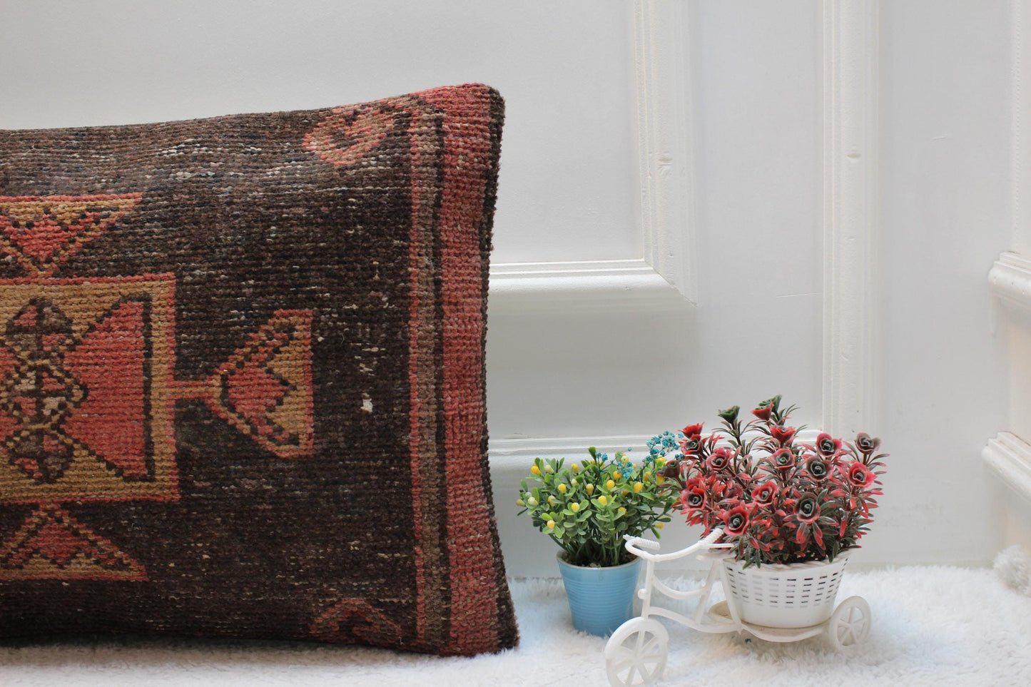 Ethnic Lumbar Pillow: Boho Rug Pillow Cover, 16x24 inch