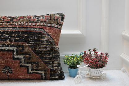 Handmade Lumbar Kilim Pillow Cover: Organic Wool, 16x24 inc