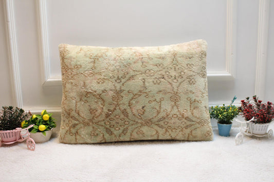 Handmade Beige Wool Lumbar Pillow Cover: Vintage Anatolian Rug, 16x24 inch
