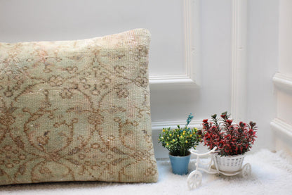 Handmade Beige Wool Lumbar Pillow Cover: Vintage Anatolian Rug, 16x24 inch
