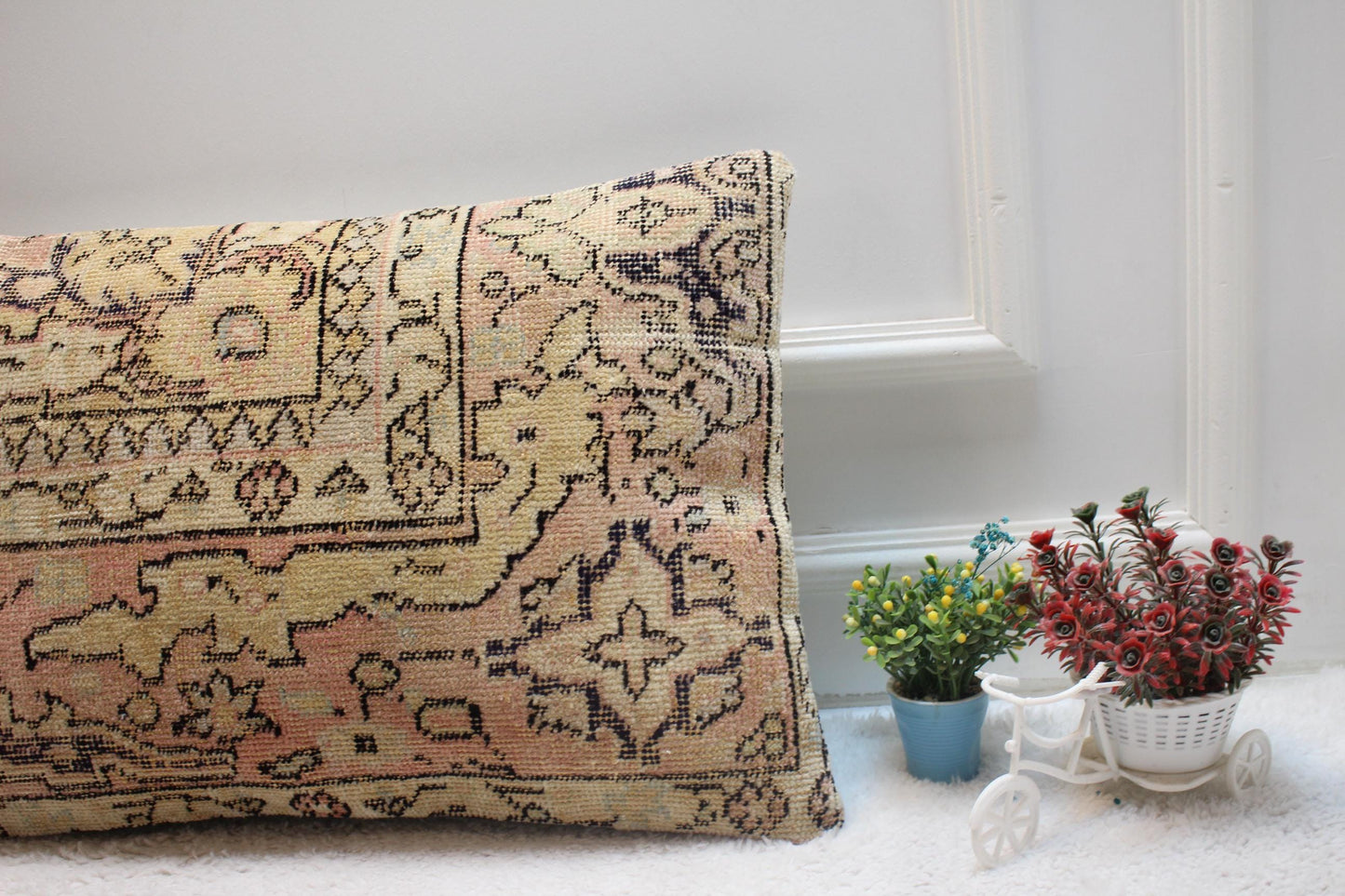 Handmade Kilim Lumbar Pillow Cover: Pink Beige Rug Pillow (16x24 in)