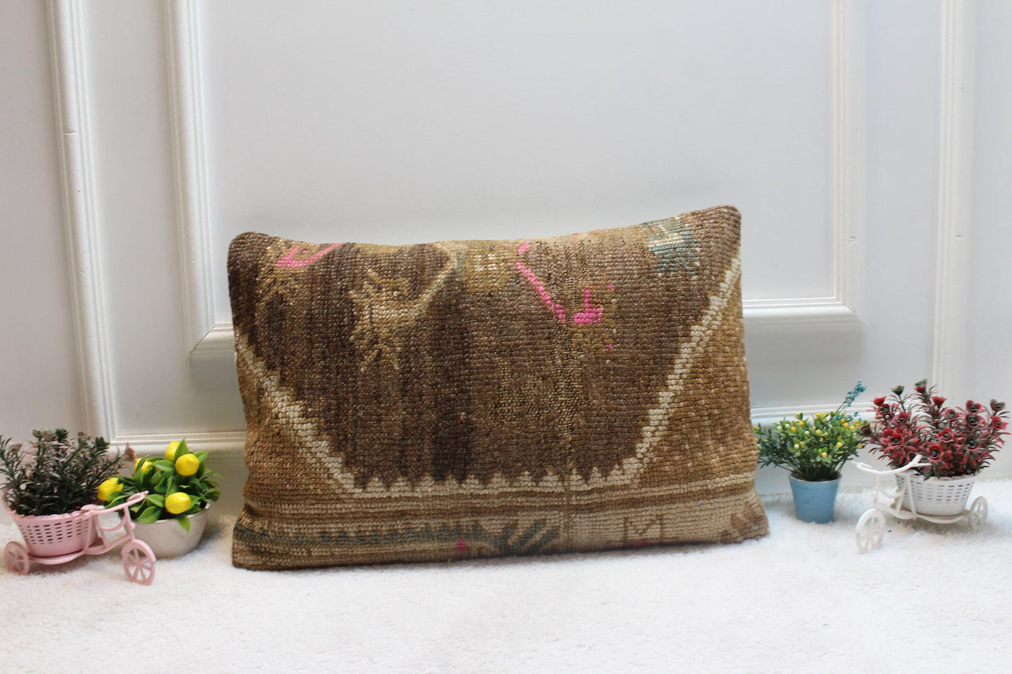 Handmade Kilim Lumbar Pillow Cover: Brown Rug Pillow (16x24 in)