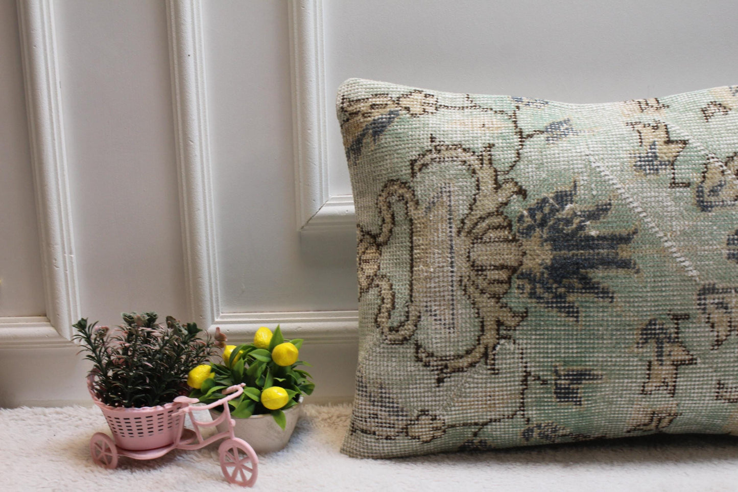Vintage Turkish Rug Lumbar Pillow Cover: Green Beige Woven Wool (16x24in)