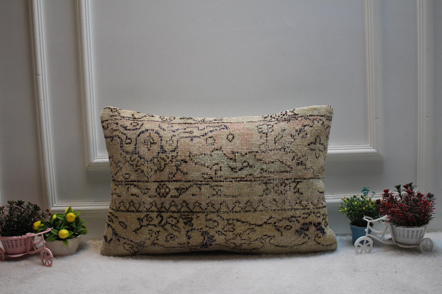 Handmade Turkish Rug Pillow Cover: Organic Wool Lumbar Cushion 16x24"