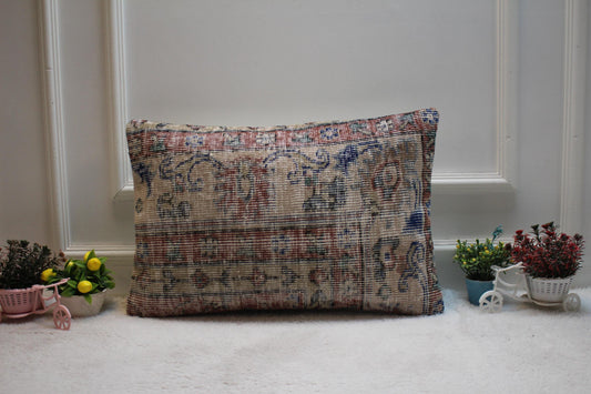 Handmade Wool Kilim Pillow Cover: Vintage Turkish Rug, 16x24 inch