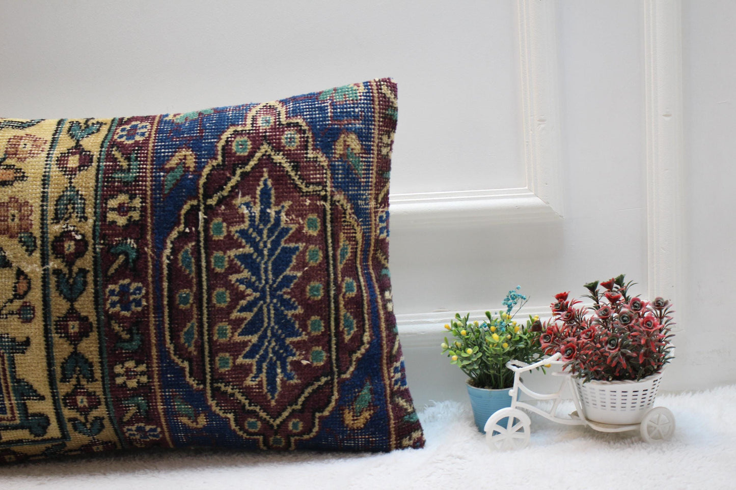 Vintage Turkish Rug Lumbar Pillow: 16x24 Wool Kilim Pillow Cover