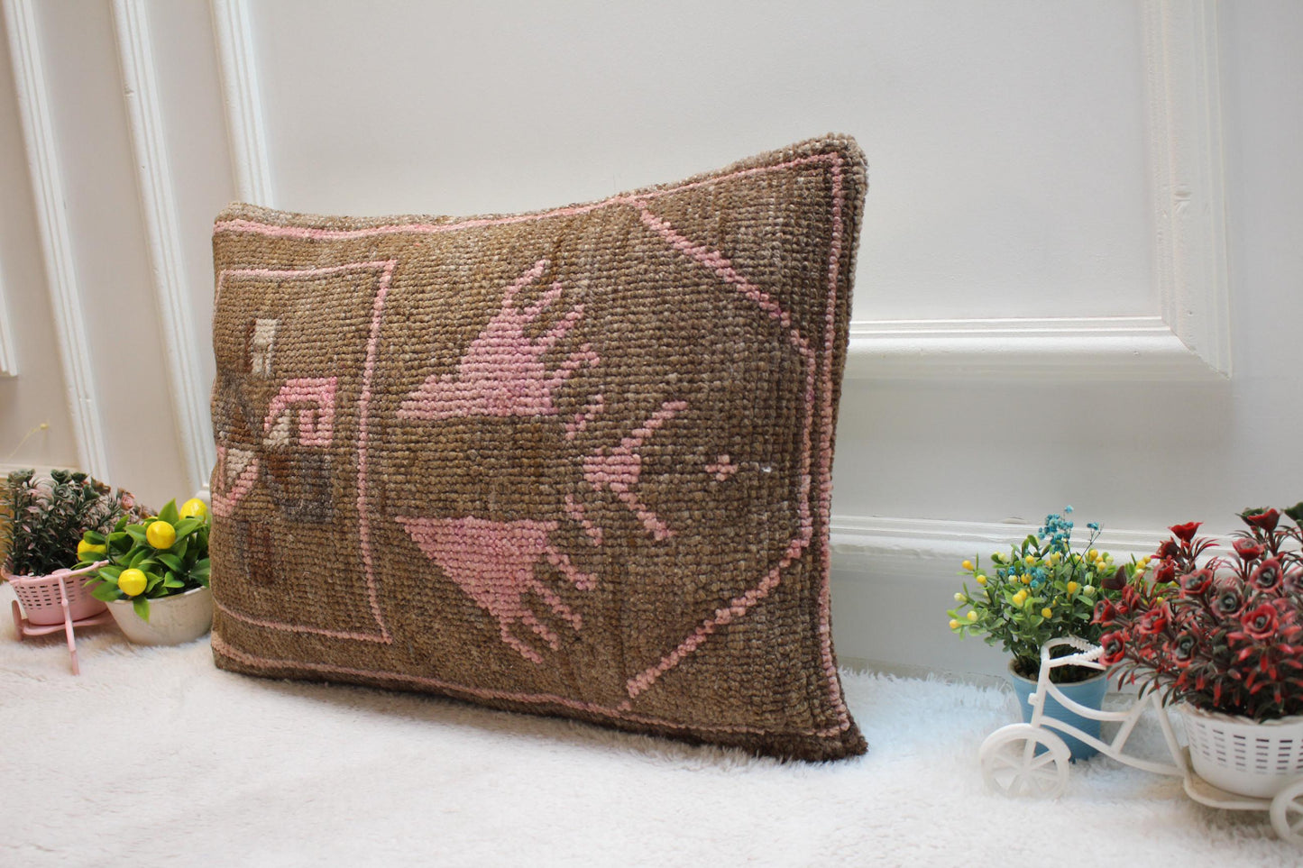 Handmade Turkish Kilim Lumbar Pillow Cover: Brown & Pink Rug Pillow (16x24 in)