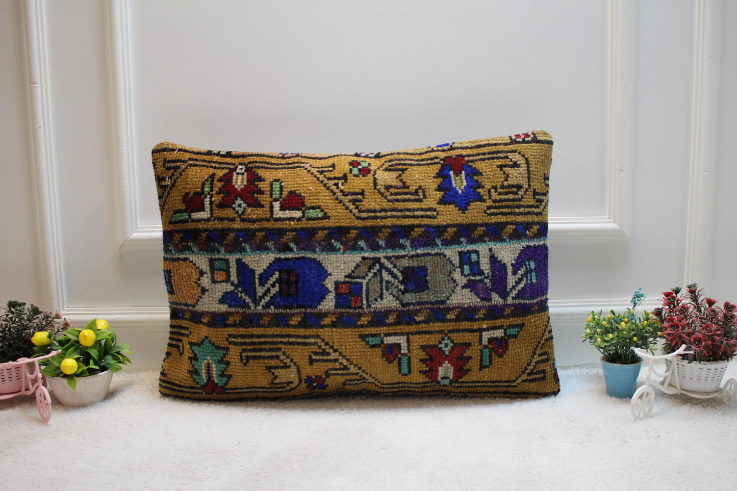 Handmade Kilim Pillow Cover: Beige & Blue Floral Rug Pillow (16x24 inc)