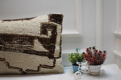 Vintage Kilim Lumbar Pillow Cover: White & Brown Organic Wool (16x24 in)