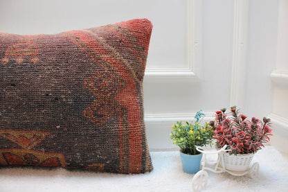 Handmade Turkish Kilim Lumbar Pillow Cover: Vintage Rug, 16x24 inch