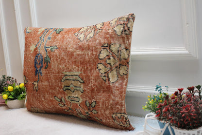 Floral Kilim Lumbar Pillow Cover: Vintage Rug Upcycled (16x24 in)
