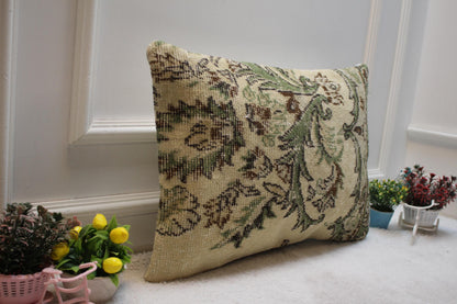 Floral Kilim Lumbar Pillow Cover: Handmade Organic Wool Rug (16x24 in)