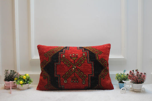 Handmade Wool Kilim Pillow Cover: Ethnic Anatolian Rug Pillow (16x24 in)