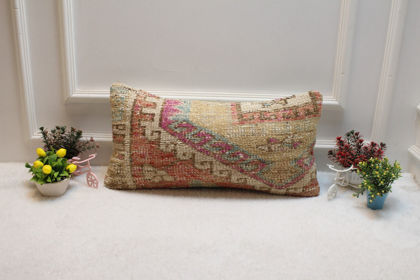 Handmade Kilim Lumbar Pillow Cover: Upcycled Wool Rug, 12x24 inc