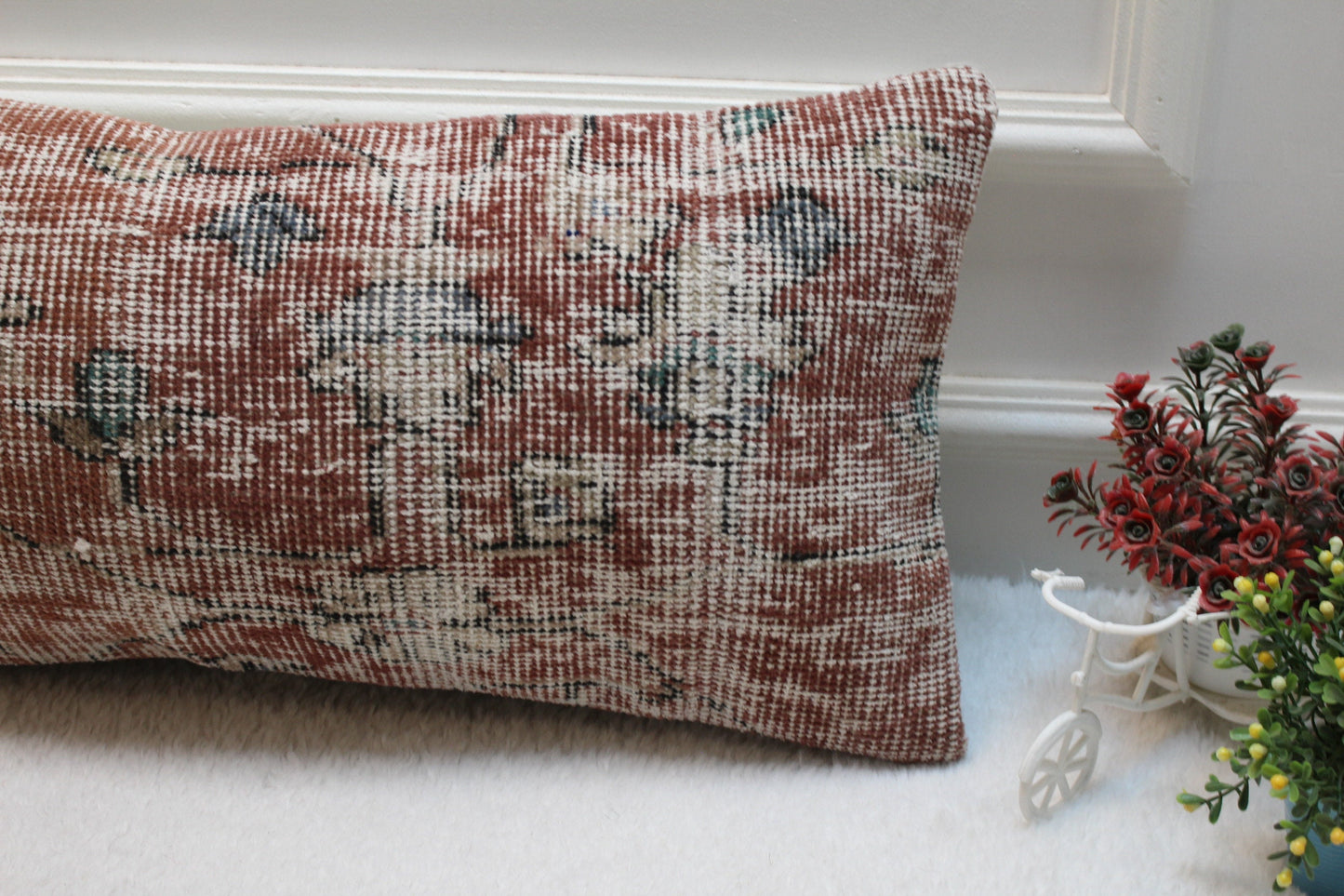 Handmade Lumbar Kilim Pillow Cover: Vintage Turkish Rug, 12x24 inch