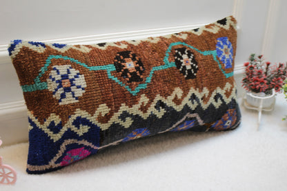 Handmade Turkish Kilim Lumbar Pillow Cover: Organic Wool, Vintage Rug (12x24 in)