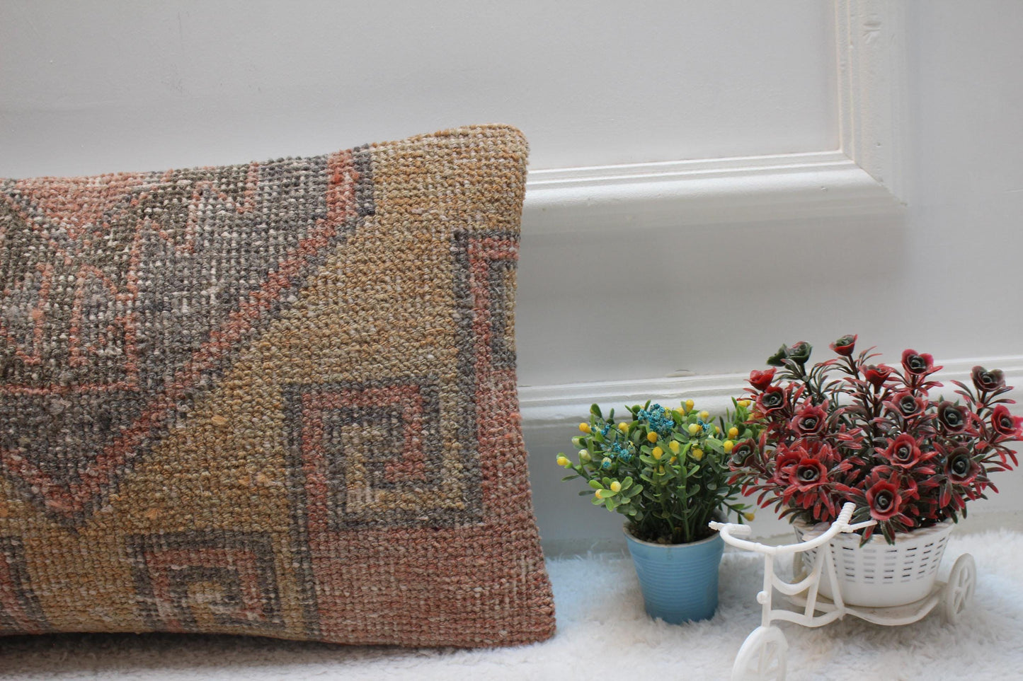 Handmade Lumbar Kilim Pillow Cover: Vintage Turkish Rug, 12x20 inch
