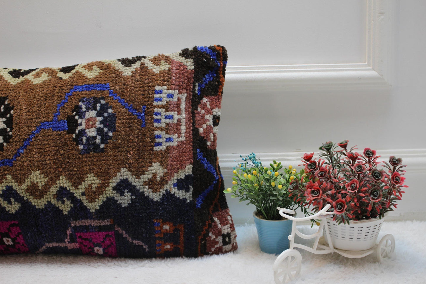 Handmade Brown Wool Lumbar Pillow Cover: Turkish Kilim Design (12x20 in)