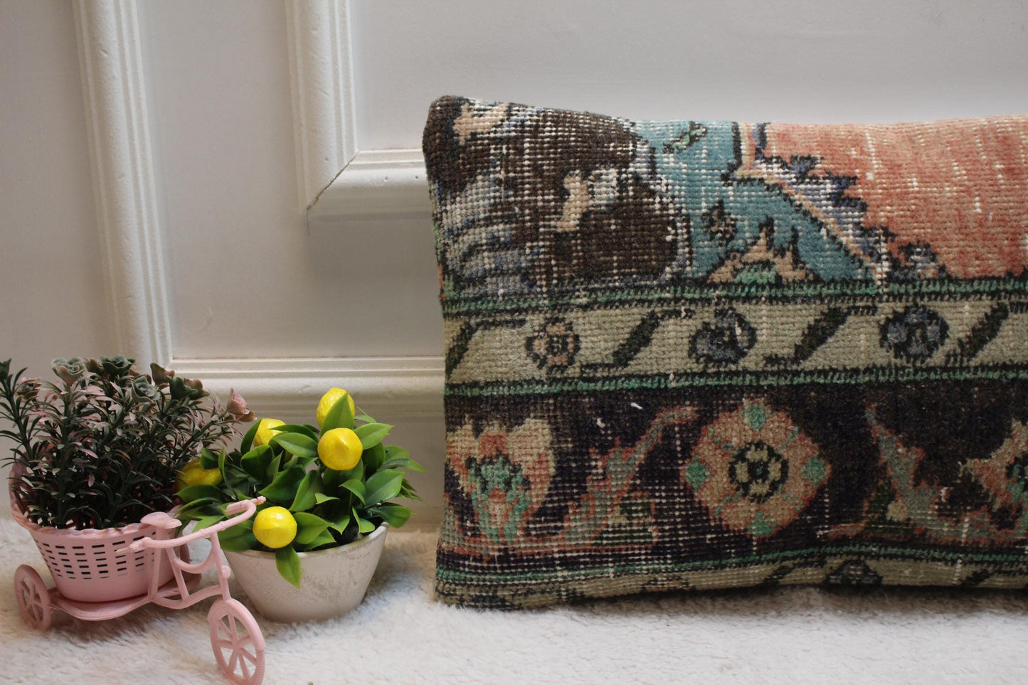 Floral Turkish Rug Lumbar Pillow Cover: Vintage Kilim, 12x20 inch