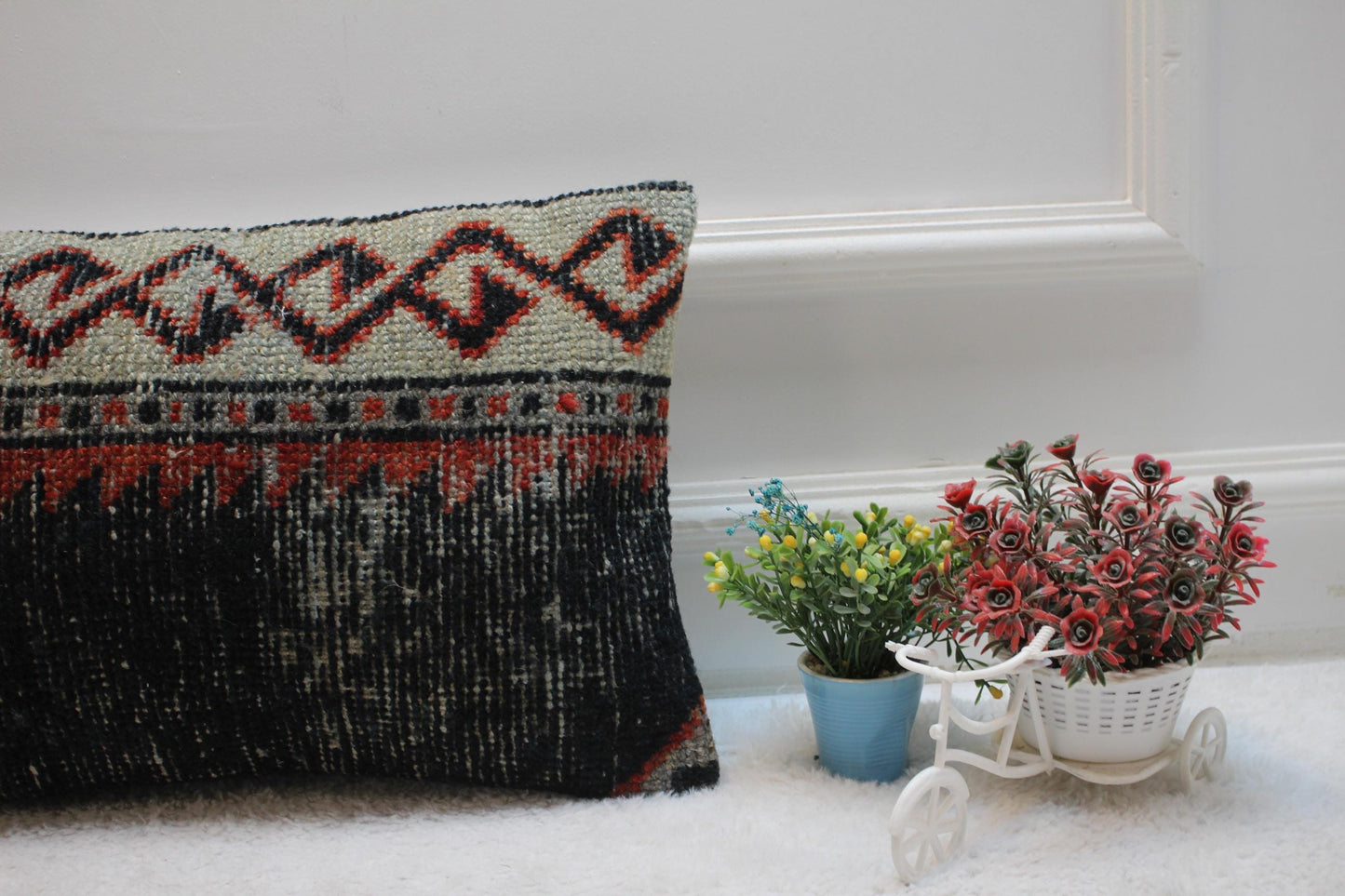 Handmade Lumbar Kilim Pillow Cover: Vintage Turkish Rug, 12x20