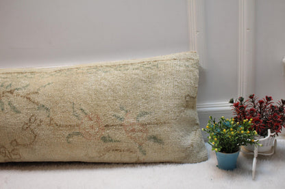 Handmade Beige Floral Turkish Rug Lumbar Pillow Cover (12x36 in)