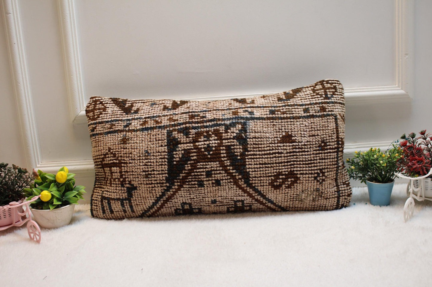 Beige Turkish Rug Pillow Cover: Vintage Wool Lumbar Pillow, 12x24