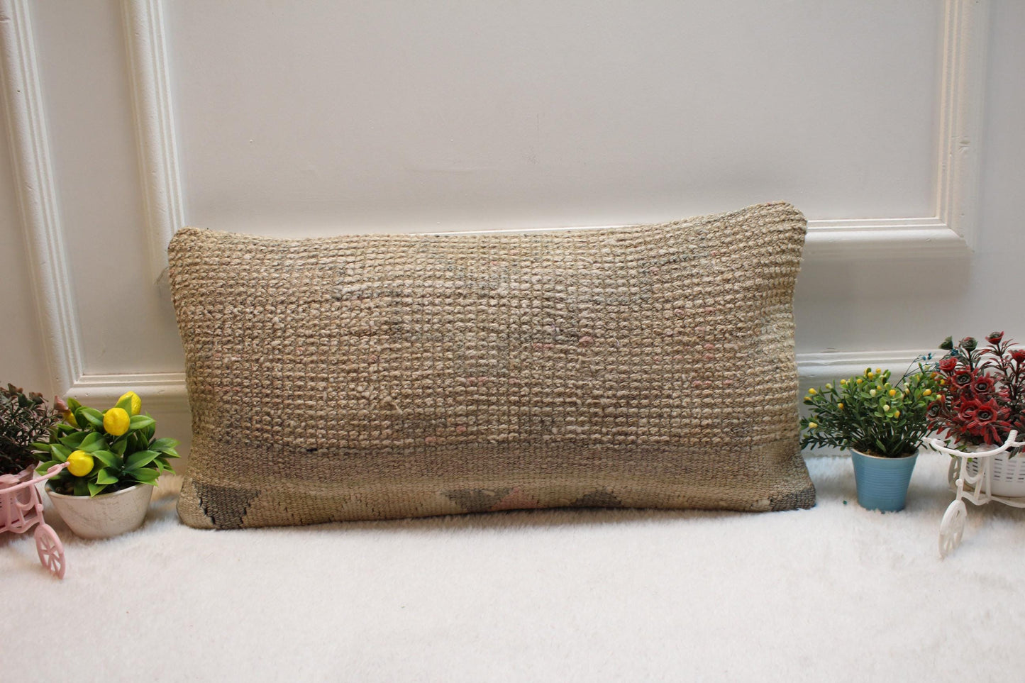 Beige Kilim Lumbar Pillow Cover: Upcycled Woven Rug, 12x24 inc