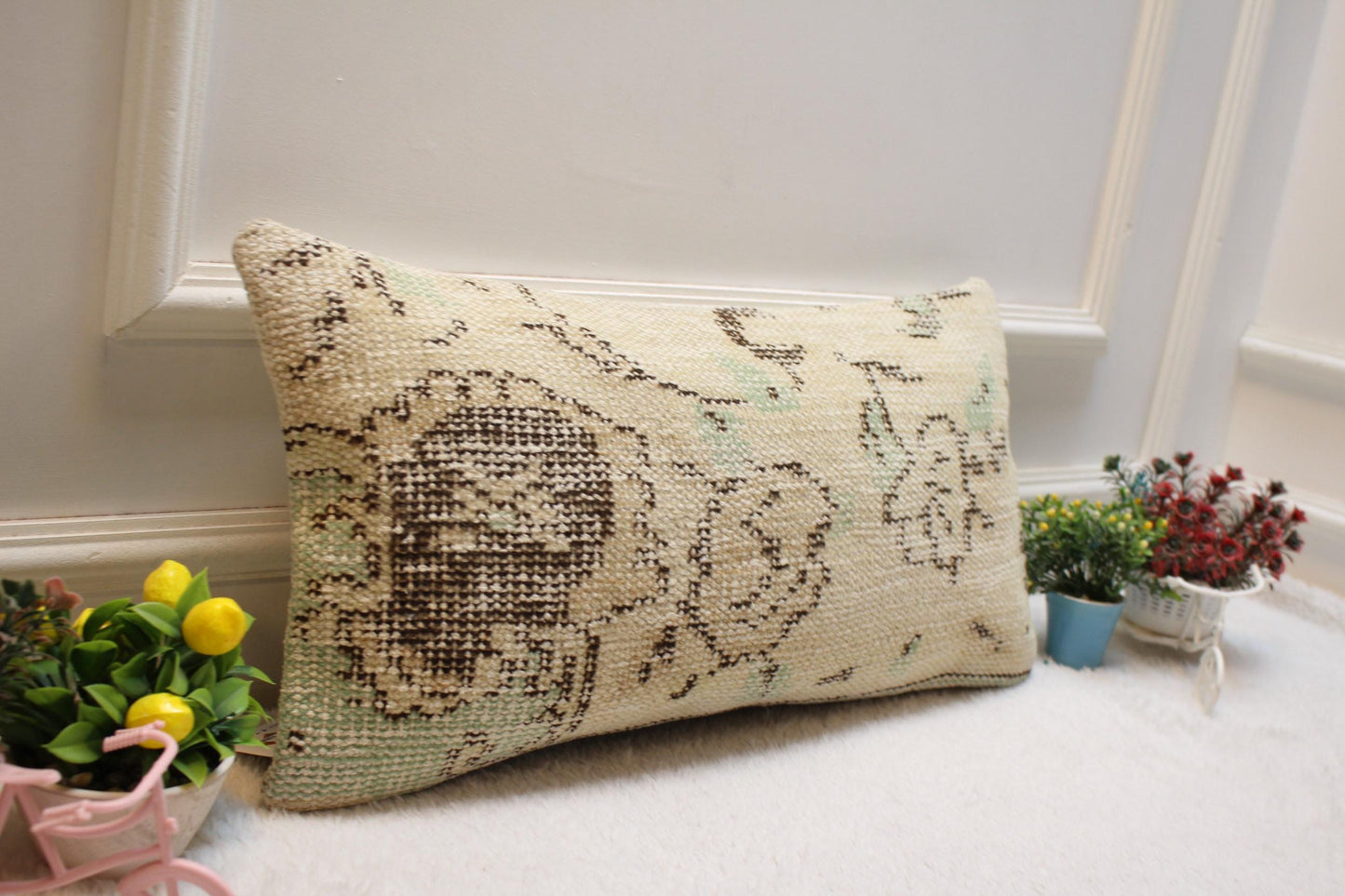 Handmade Beige Anatolian Lumbar Pillow Cover: Upcycled Kilim, 12x24 inch