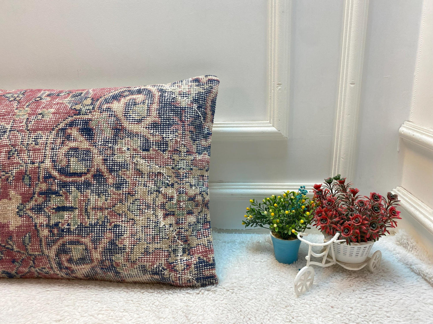 Vintage Turkish Rug Lumbar Pillow Cover: Purple Blue Wool, 16x24 inch