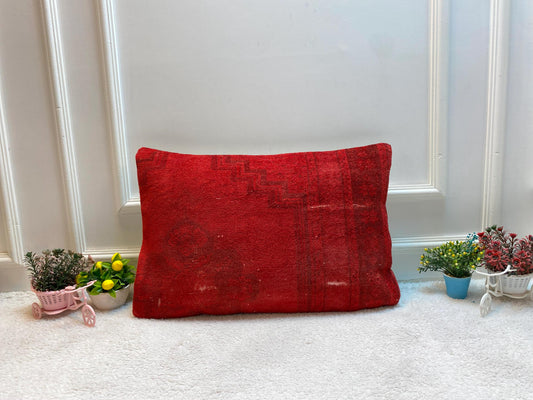Red Kilim Pillow Cover: Organic Wool Lumbar Pillow (16x24 in)