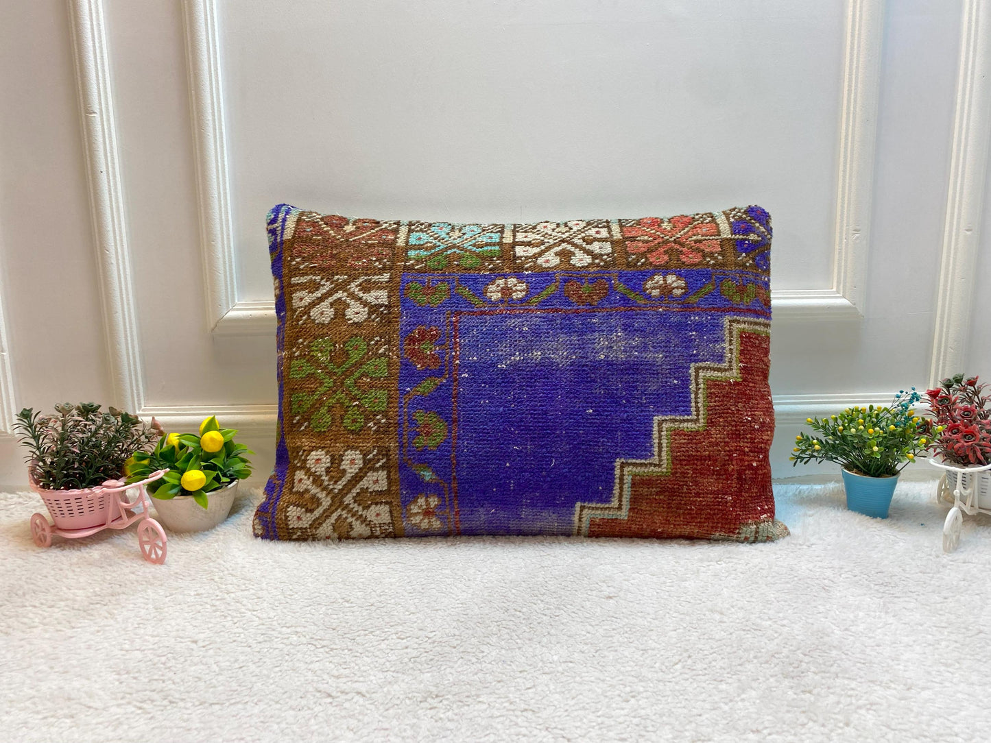 Vintage Turkish Rug Lumbar Pillow: Blue Woven Wool Pillow Cover (16x24 in)