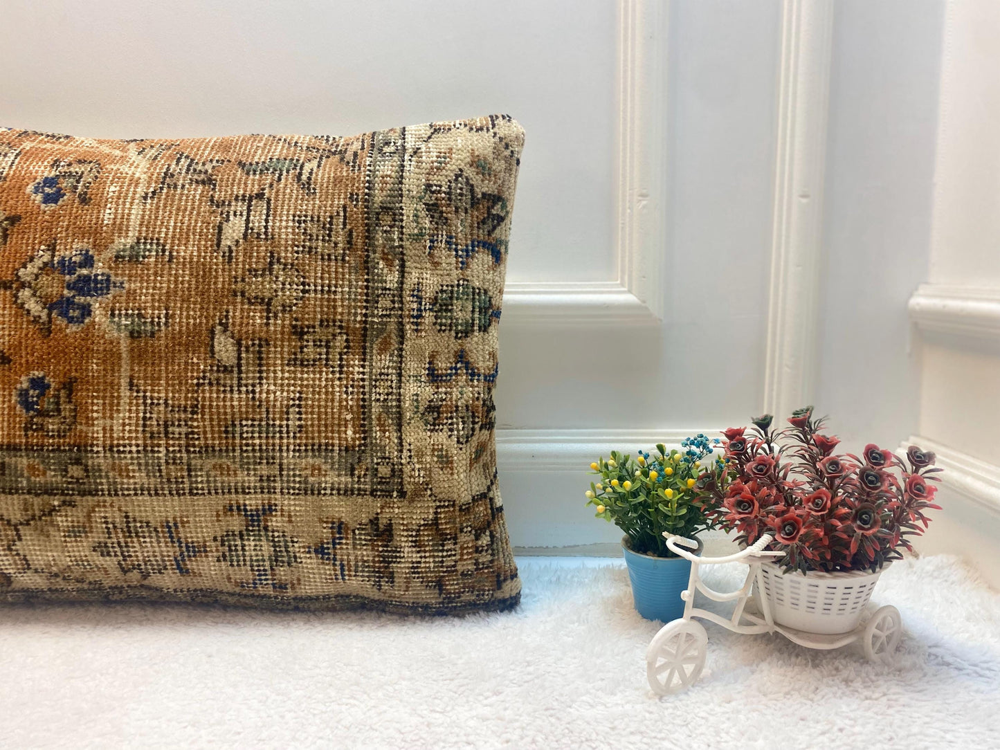 Floral Turkish Rug Lumbar Pillow: Handmade Vintage Wool (16x24 in)
