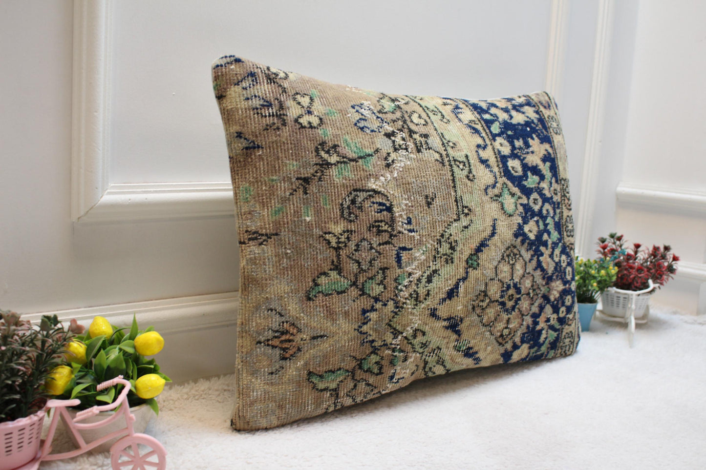 Handmade Kilim Lumbar Pillow Cover: Floral Woven Rug, 16x24 inch