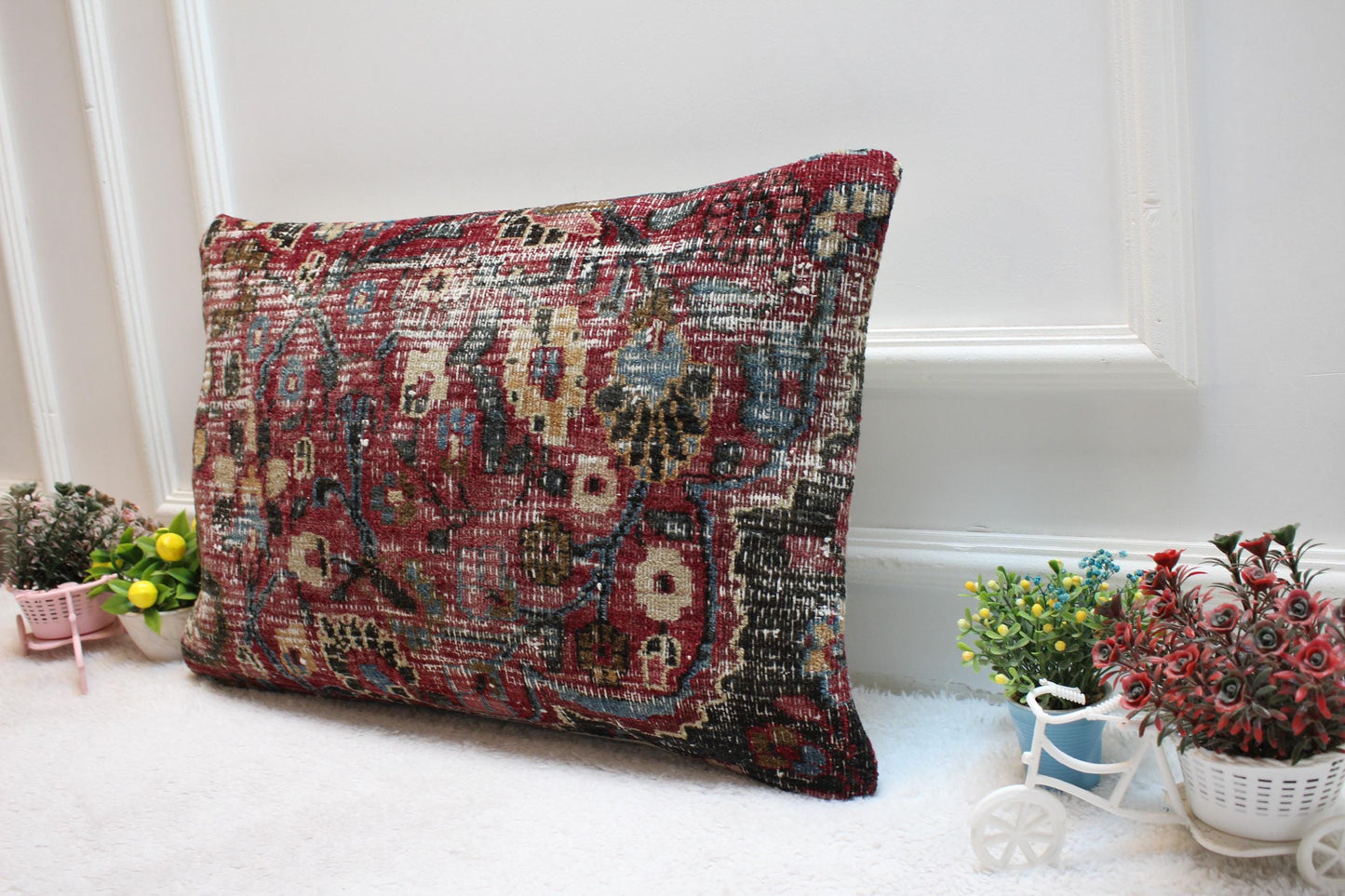 Handmade Wool Lumbar Pillow Cover: Red Anatolian Rug Pillow (16x24 in)