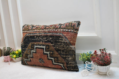Handmade Lumbar Kilim Pillow Cover: Organic Wool, 16x24 inc