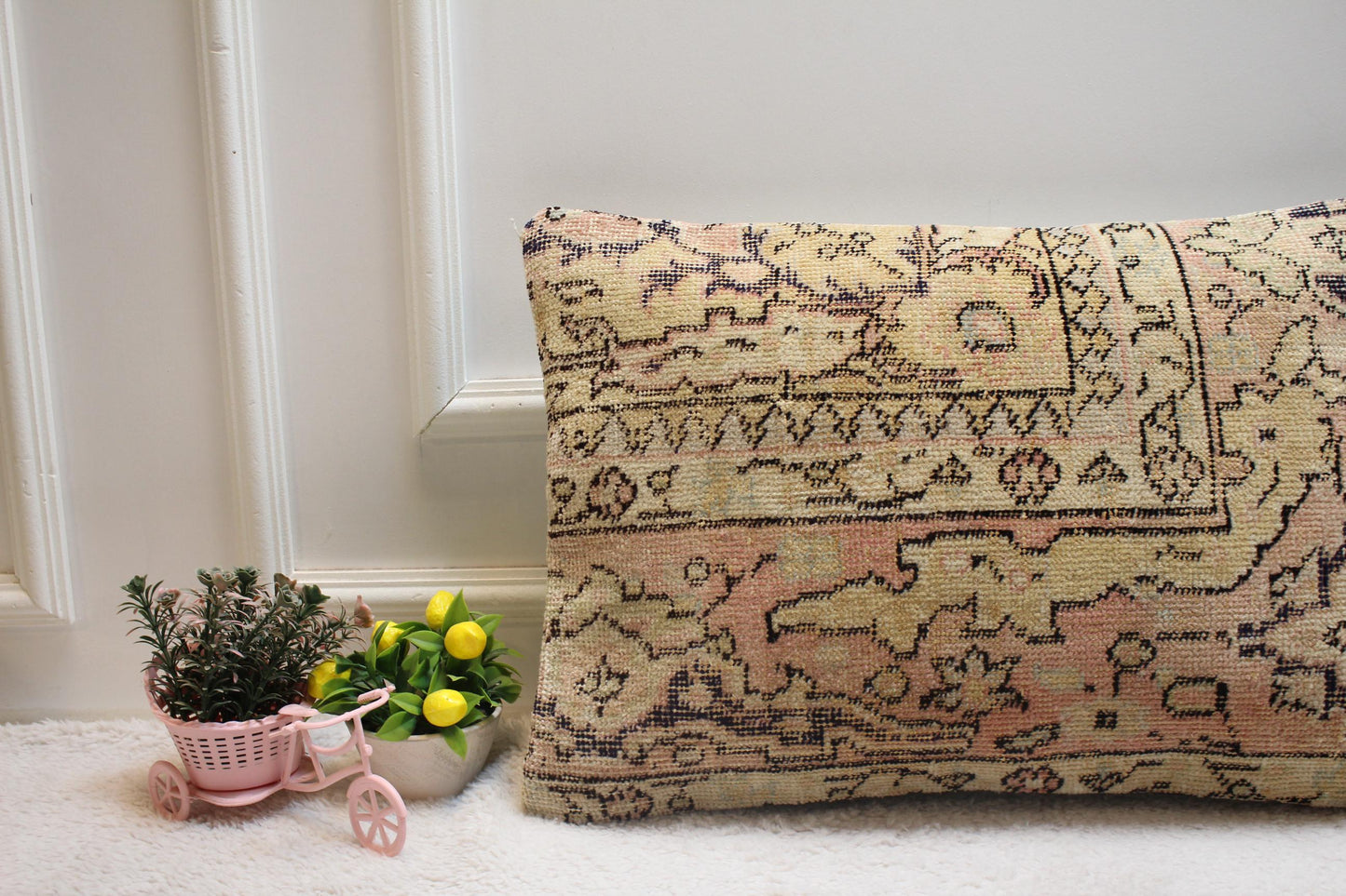 Handmade Kilim Lumbar Pillow Cover: Pink Beige Rug Pillow (16x24 in)