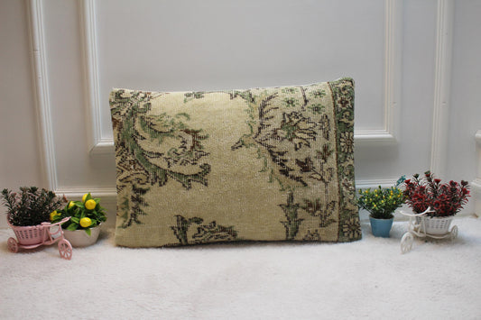 Floral Kilim Lumbar Pillow Cover: Beige & Green Rug Pillow, 16x24 inc