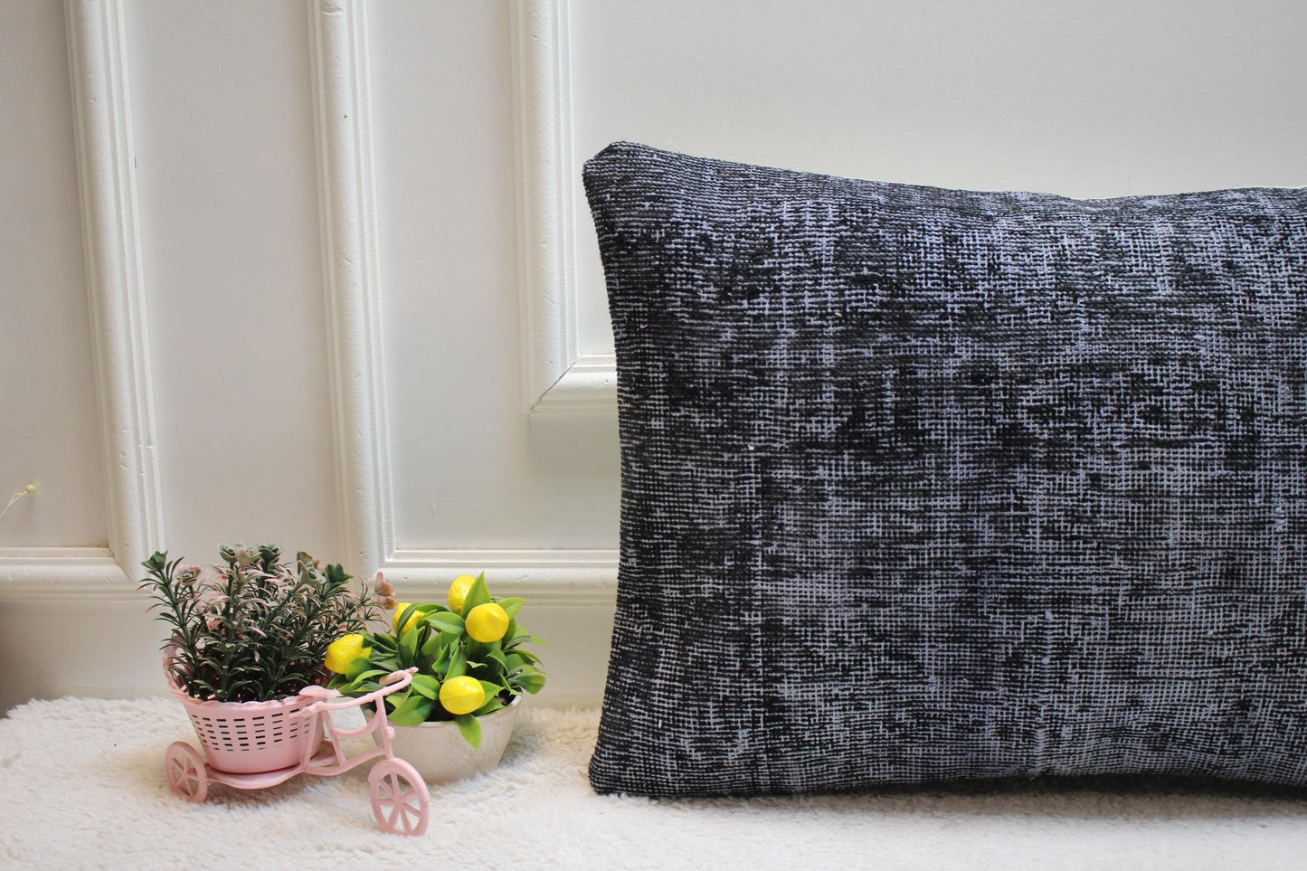 Gray Turkish Lumbar Pillow Cover: Vintage Rug Pillow, 16x24 inch
