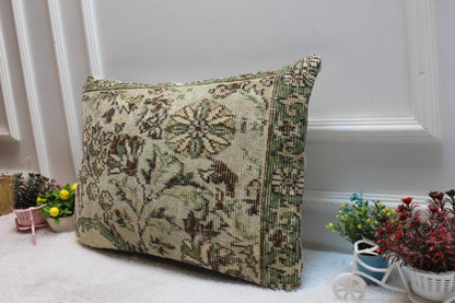 Handmade Beige & Green Kilim Lumbar Pillow Cover (16x24 inch)