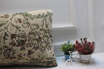 Handmade Beige & Green Kilim Lumbar Pillow Cover (16x24 inch)