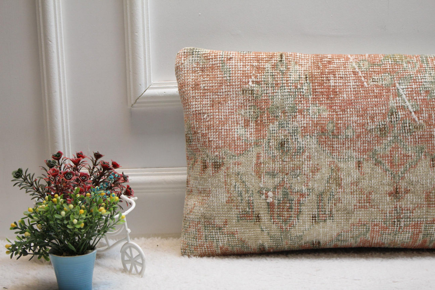 Vintage Turkish Rug Lumbar Pillow Cover: Beige Woven Wool, 12x24 inch