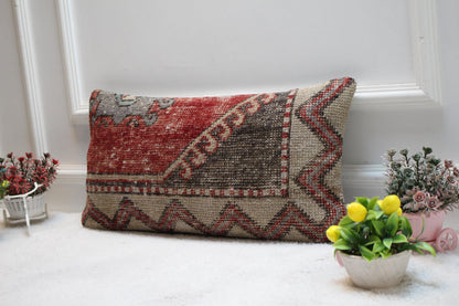 Vintage Turkish Rug Pillow: Organic Wool Lumbar Pillow Cover (12x24 in)