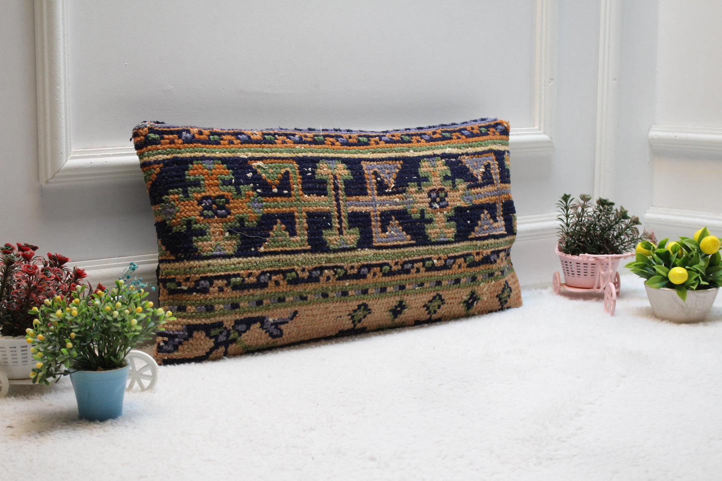 Geometric Kilim Lumbar Pillow Cover: Vintage Turkish Rug, 12x24 inch