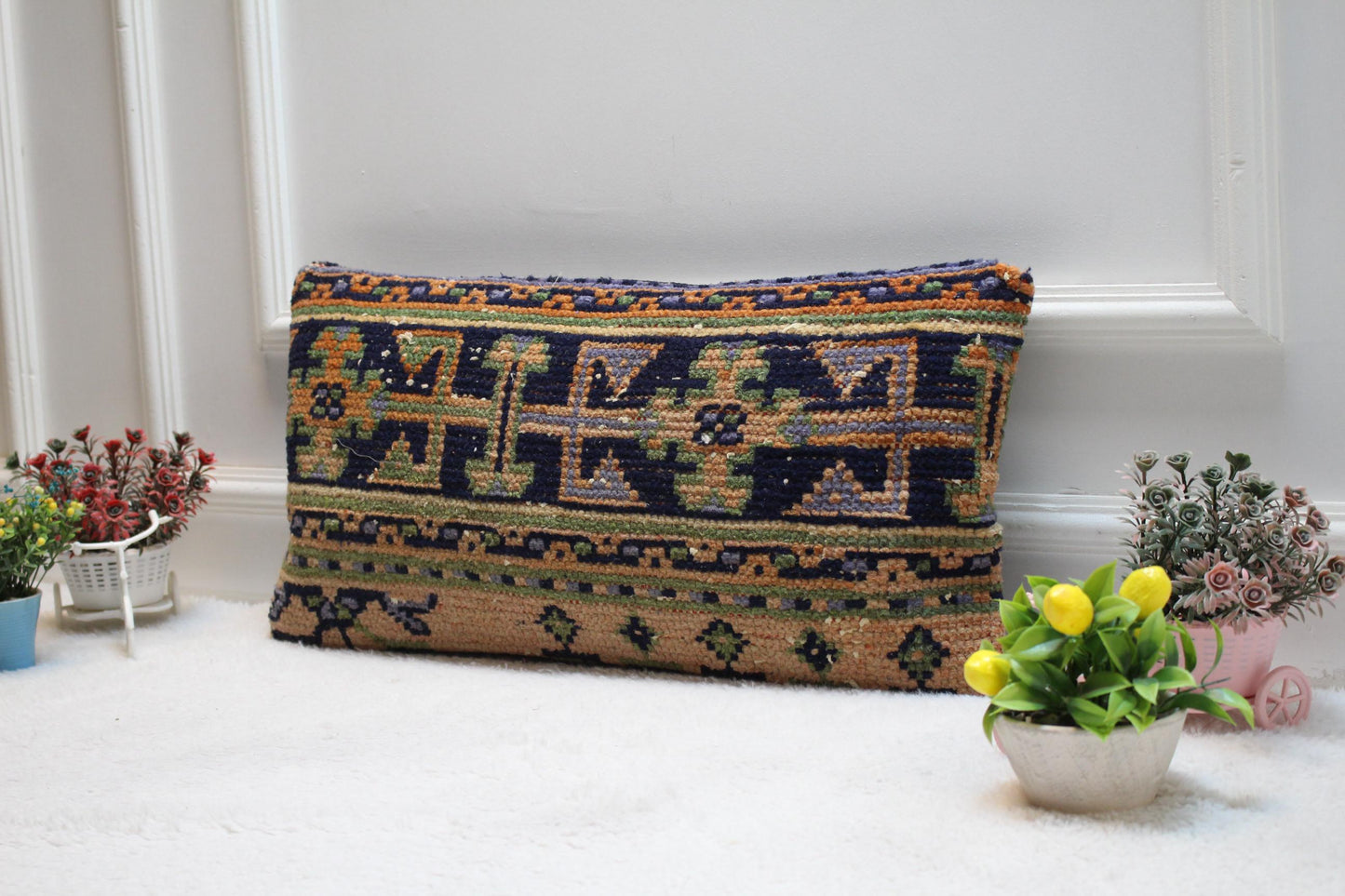 Geometric Kilim Lumbar Pillow Cover: Vintage Turkish Rug, 12x24 inch