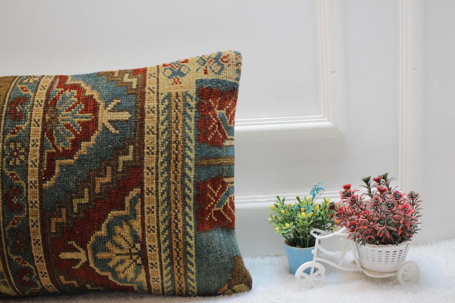 Floral Lumbar Pillow Cover: Handmade Turkish Rug, Organic Wool (16x24in)