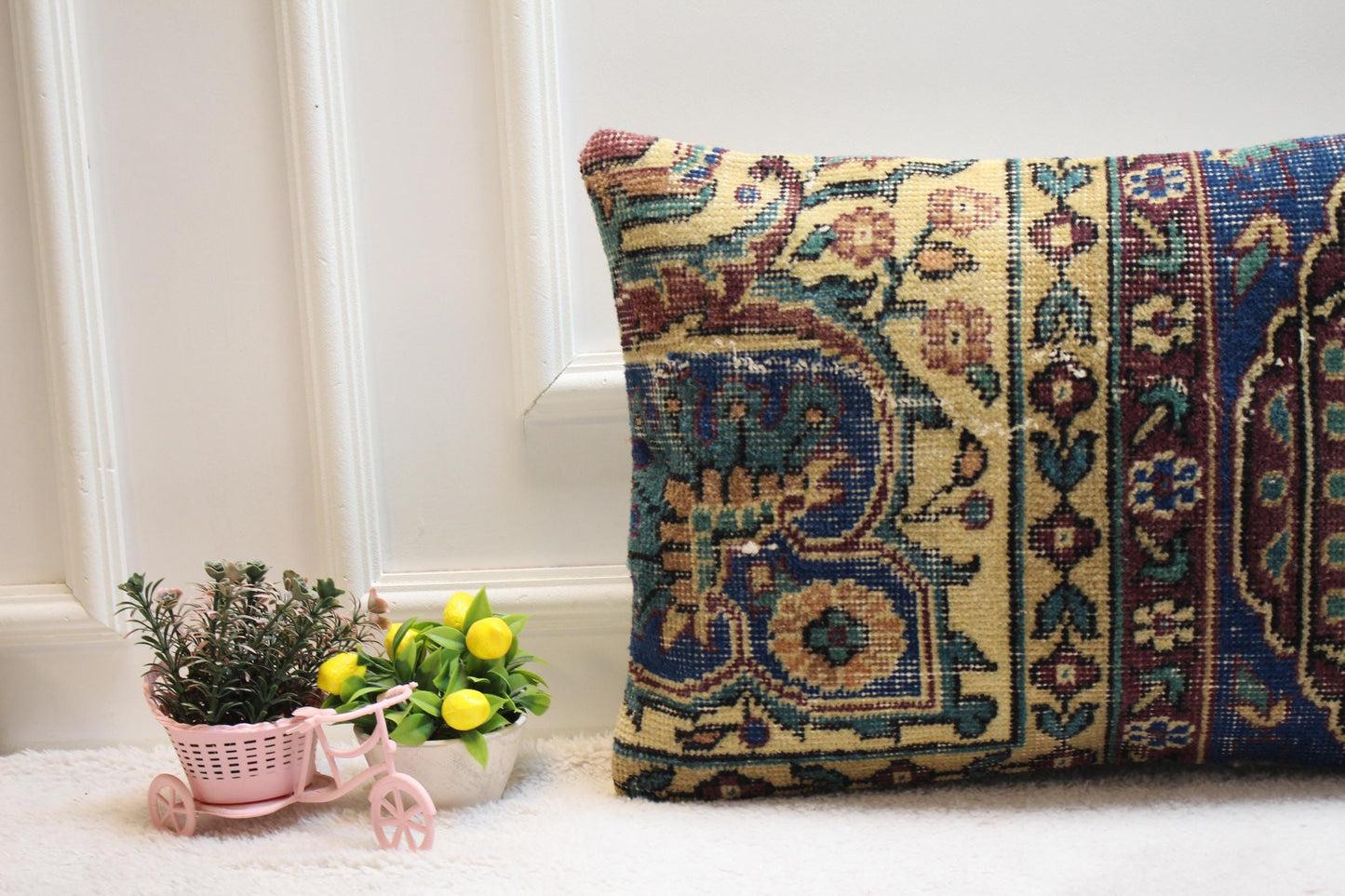 Vintage Turkish Rug Lumbar Pillow: 16x24 Wool Kilim Pillow Cover