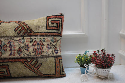 Handmade Turkish Kilim Lumbar Pillow Cover: Patchwork Rug Pillow (16x24 in)