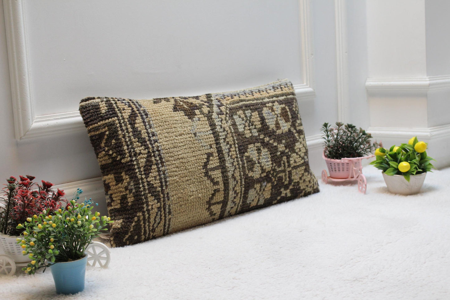 Vintage Turkish Rug Lumbar Pillow Cover: Beige Wool Anatolian Pillow (12x24 in)
